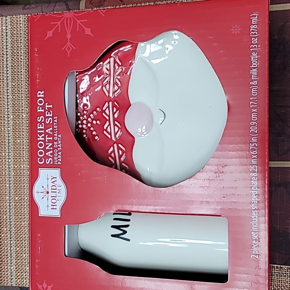 Holiday Time Cookies & Milk For Santa Set